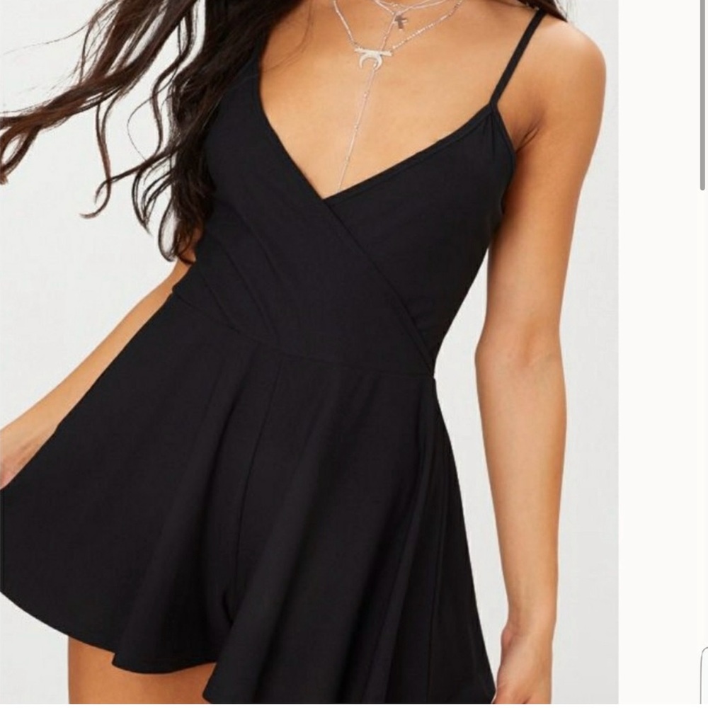 PrettyLittleThing Black V-Neck Romper